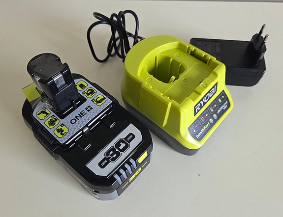 Product image 2 of 3