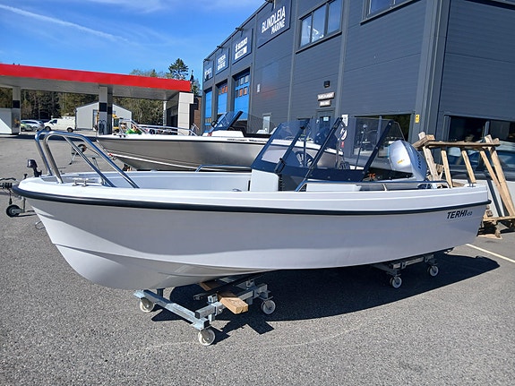NYHET! - TERHI 450TC - HONDA BF40 // SJEKK UT DENNE // VINDSKJERM OG DØR