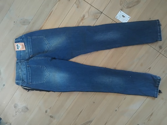 Product image 7 of 9