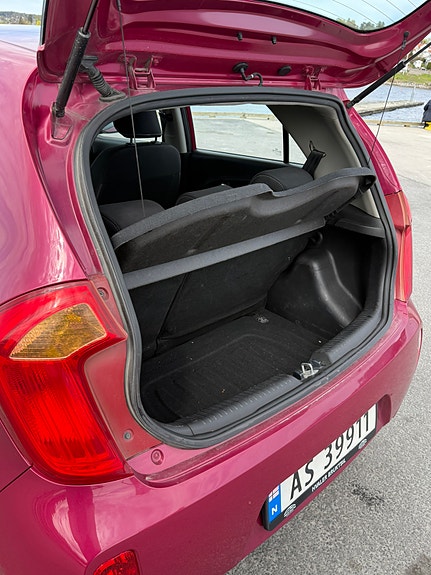 Kia Picanto 9 of 30