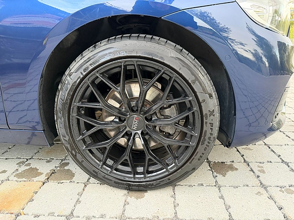 BMW 218i 30 of 30