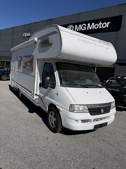 Dethleffs Advantage Ein eigar kun 40.000 km.