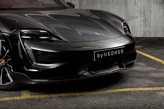 Porsche Taycan Turbo S 7 of 30