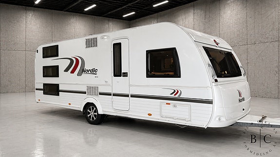 Bürstner Averso nordic 600TK / 3 KØYER / MOVER / LEKKER VOGN!