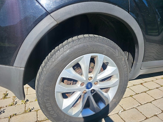 Ford Kuga 6 of 15