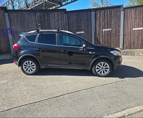 Ford Kuga 3 of 15