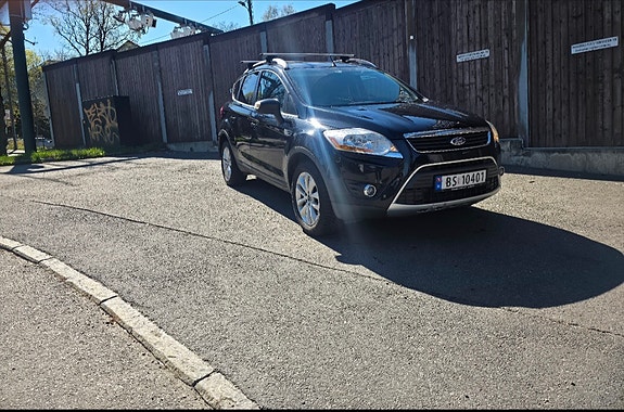 Ford Kuga 2 of 15