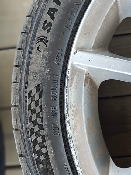 Product image 2 of 9