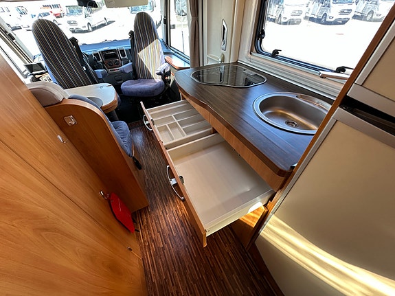 Hymer B 698 CL 13 of 30