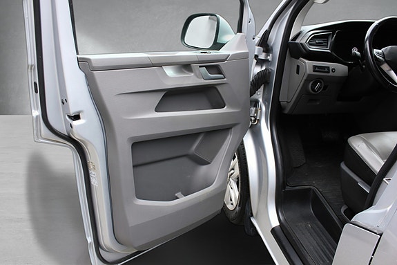 Volkswagen Transporter 15 of 21