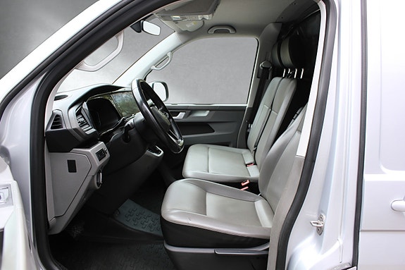 Volkswagen Transporter 13 of 21