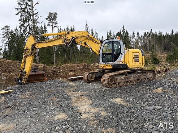 New Holland 235 Beltegraver m/ pusseskuffe 4 of 5