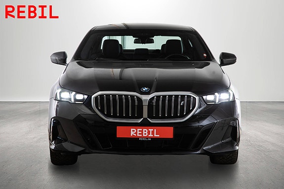 BMW i5 3 of 5