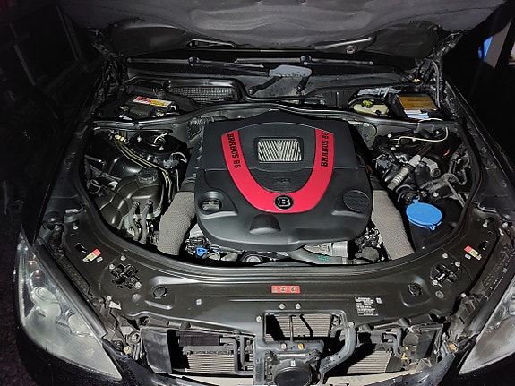 Mercedes-Benz S500 11 of 19