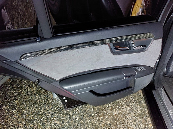 Mercedes-Benz S500 8 of 19