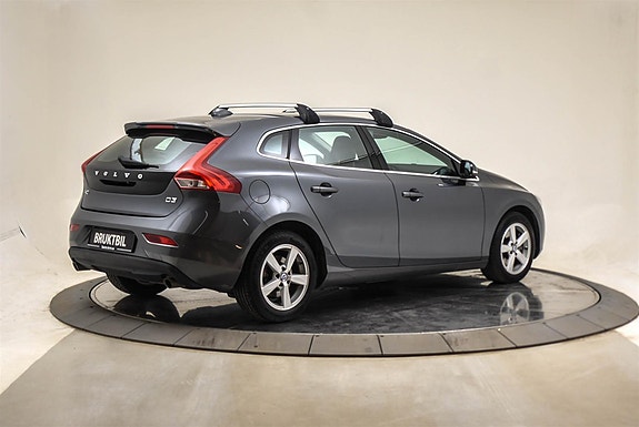 Volvo V40 5 of 5