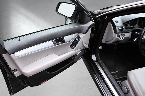 Mercedes-Benz C220 d 15 of 18