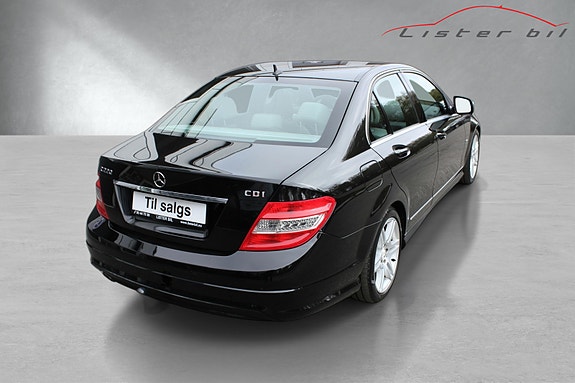 Mercedes-Benz C220 d 11 of 18