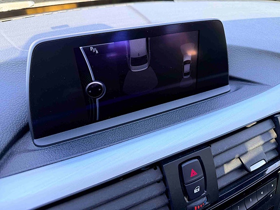 BMW 318d 18 of 30