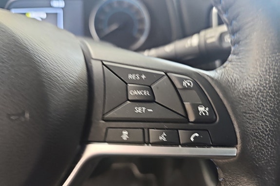 Nissan Leaf 14 of 21