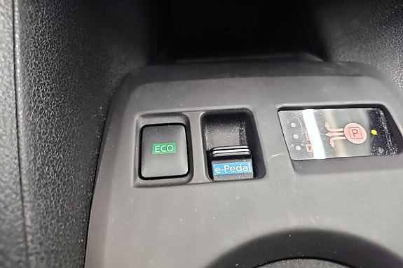 Nissan Leaf 19 of 21