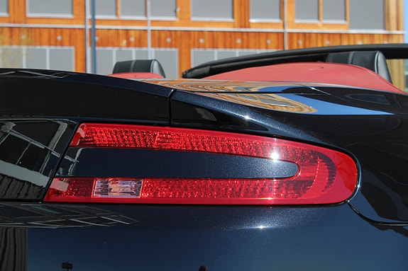 Aston Martin V8 Vantage 20 of 30