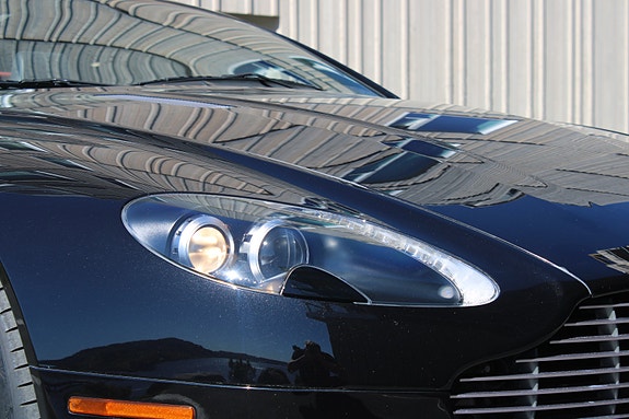 Aston Martin V8 Vantage 12 of 30