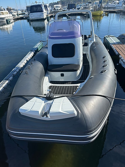 BRIG Eagle 650 2 of 5
