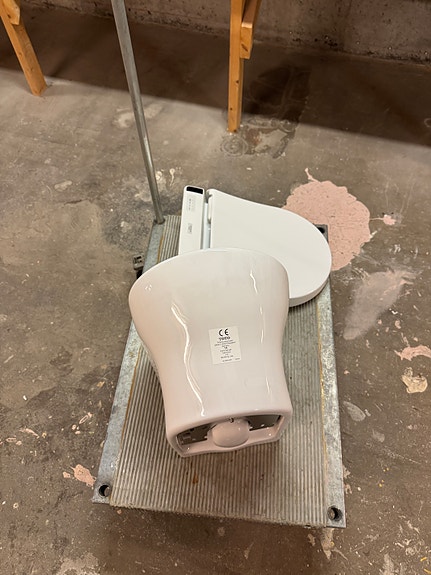 Product image 9 of 10