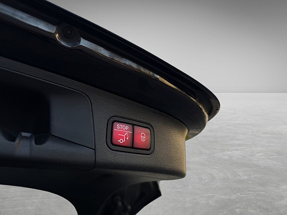 Mercedes-Benz EQA300 12 of 27