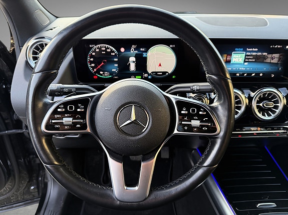 Mercedes-Benz EQA300 20 of 27