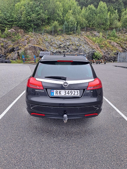Opel Insignia 4 of 30