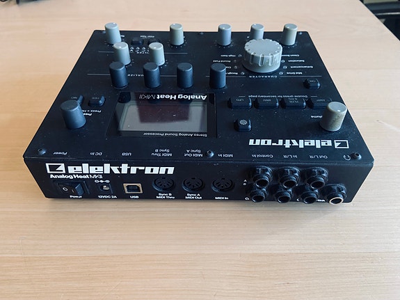 Product image 2 of 7