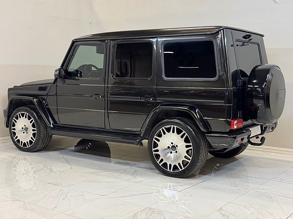 Mercedes-Benz Geländewagen 8 of 30