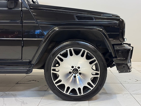 Mercedes-Benz Geländewagen 27 of 30