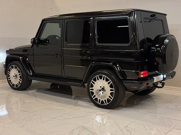Mercedes-Benz Geländewagen 11 of 30