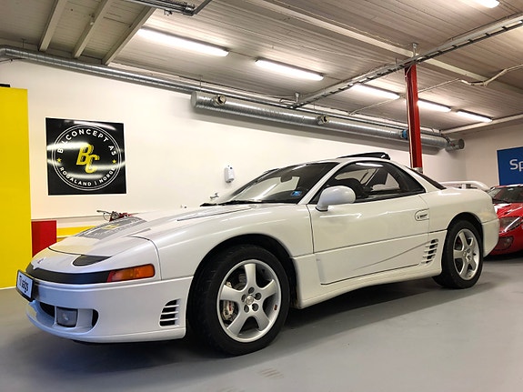 Mitsubishi 3000 gt 10 of 25