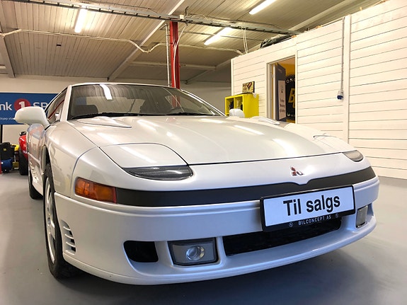 Mitsubishi 3000 gt 13 of 25