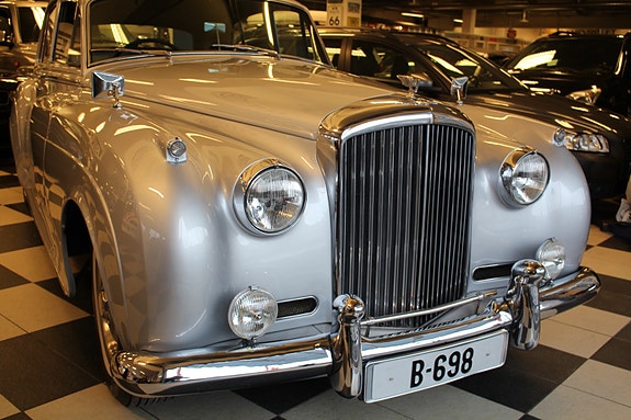 Bentley Andre 16 of 30