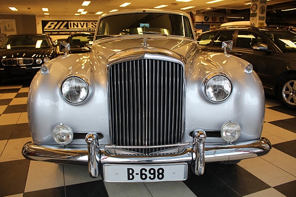 Bentley Andre 12 of 30