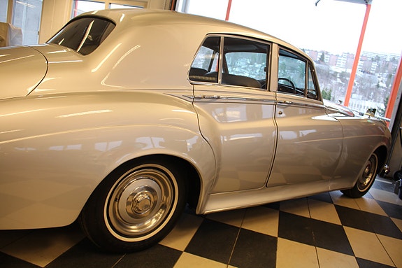 Bentley Andre 22 of 30