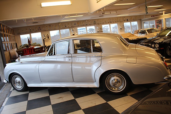 Bentley Andre 23 of 30