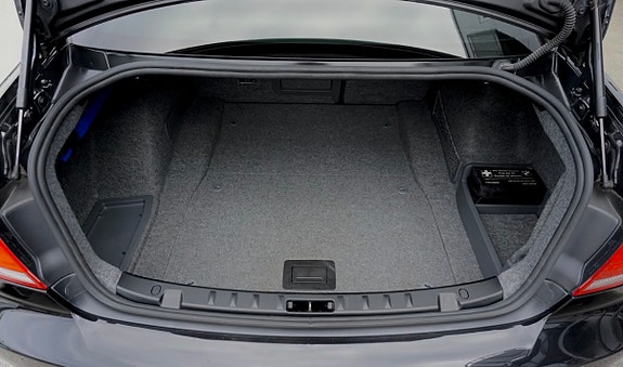 BMW 325i 16 of 24