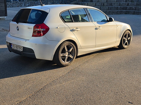 BMW 116i 5 of 5