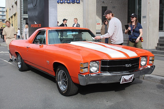 Chevrolet El Camino 4 of 5