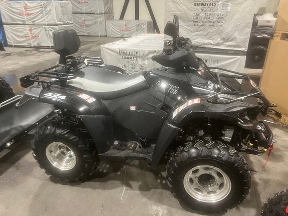 Linhai KUPP PÅ BRUKTE ATV  Reprasjons objekter for deg som kan skru selv. For deg er dette god butikk! For og få deg en rimelig maskin. Med i hovedvekt behov av arbeidstimer. Alle er gode objekt! 6 of 20