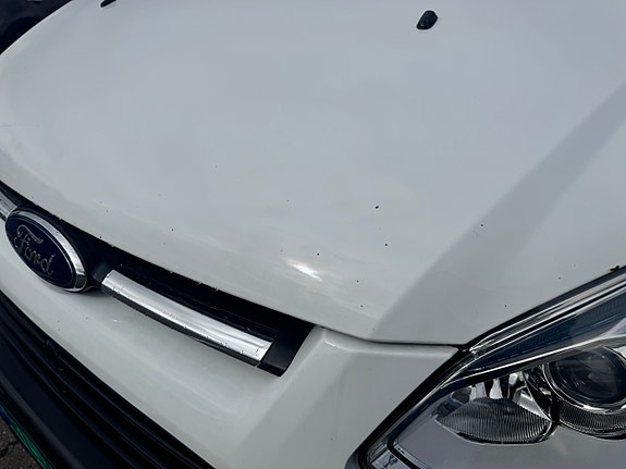 Ford Transit 26 of 28