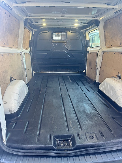 Ford Transit 22 of 28