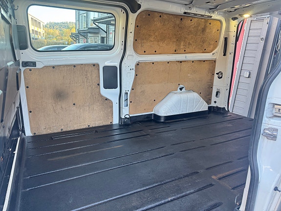 Ford Transit 20 of 28