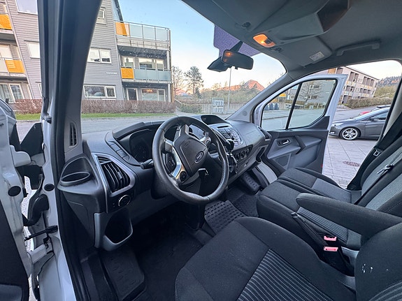 Ford Transit 11 of 28